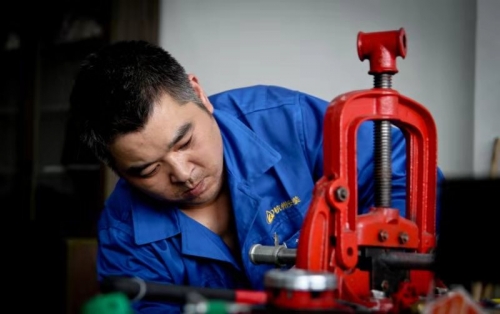 【企业荣誉】这些新宝GG—创造奇迹平台人，以“工匠精神”铸造匠心品质